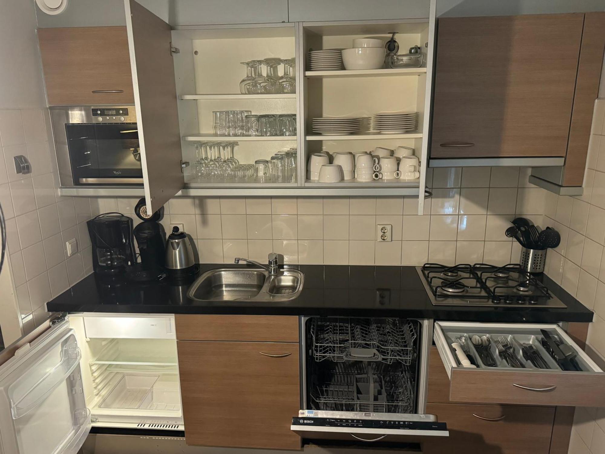 Luxury Apartments Near The Beach And Downtown Centrum 8 Alicante Bagian luar foto
