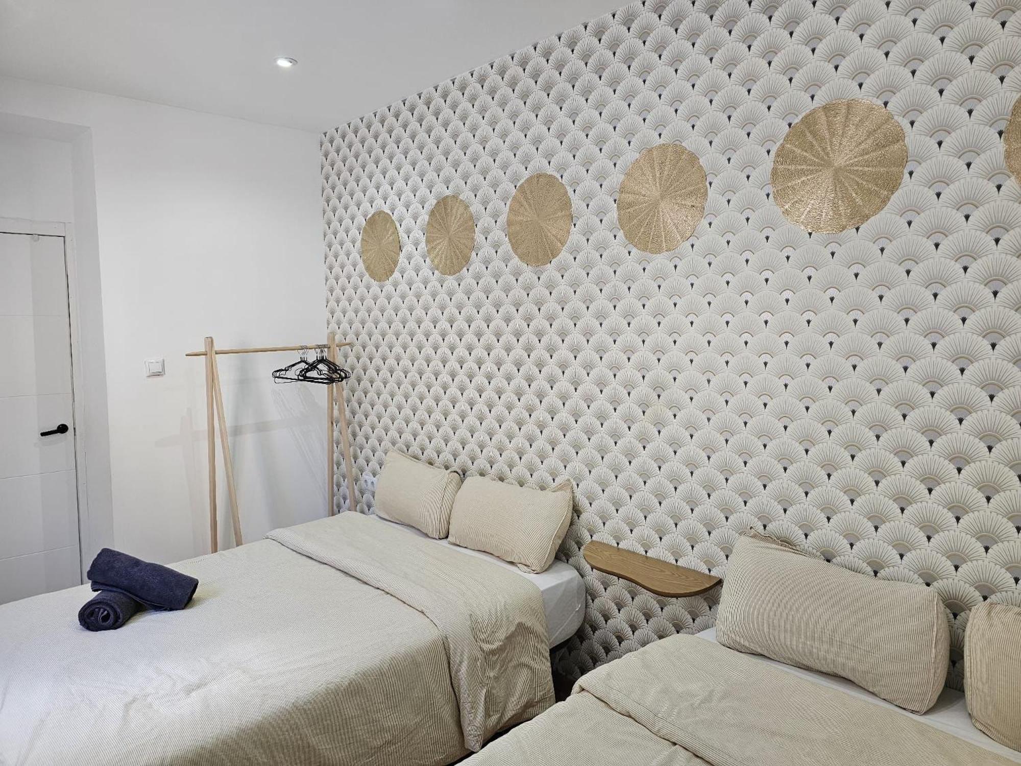 Luxury Apartments Near The Beach And Downtown Centrum 8 Alicante Bagian luar foto